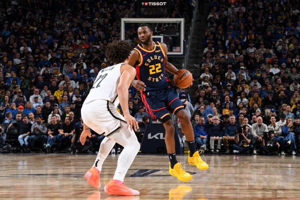 她在关键时 她在关键时