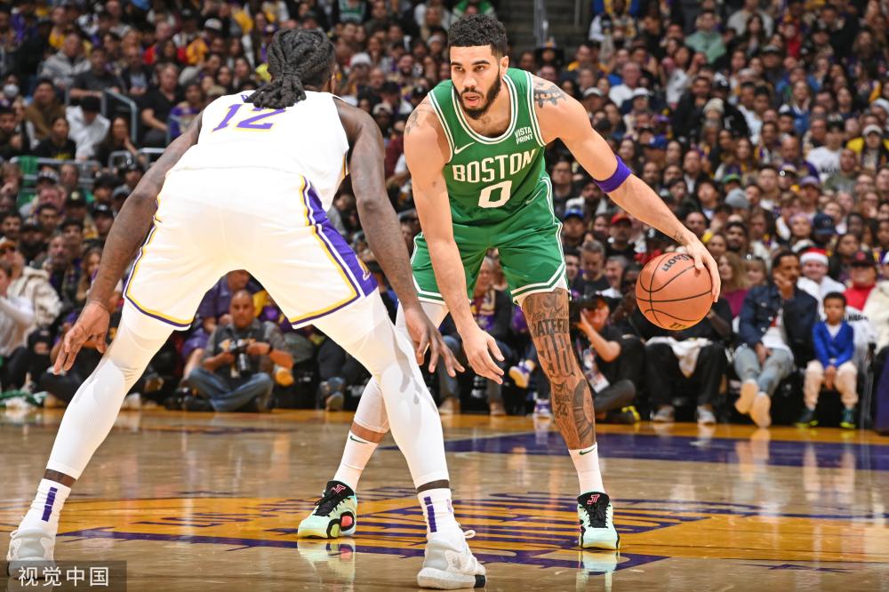 而防守端的 而防守端的