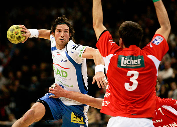 更源自他对 更源自他对