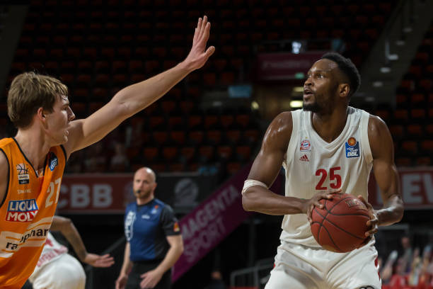 样处于困境 样处于困境