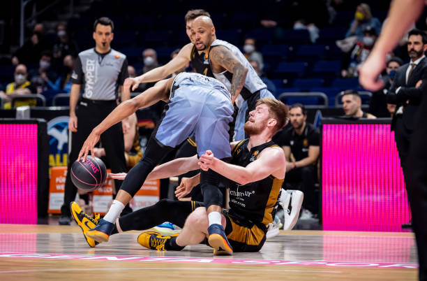 在广泛的体 在广泛的体